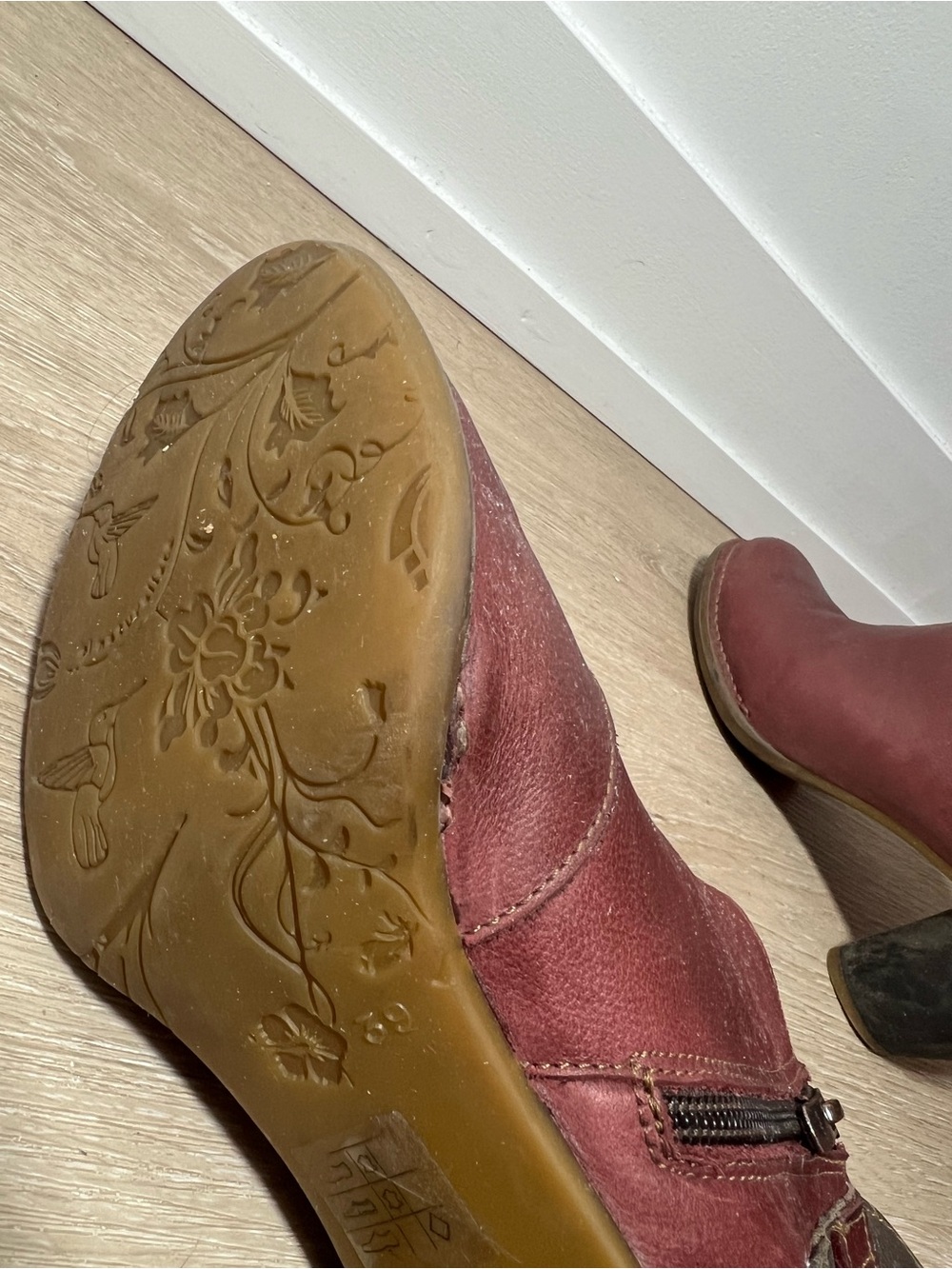 El Naturalista Burgundy and Brown Classy Elegant Chic Chunky Heel Ankle Boots - Picture 7 of 11